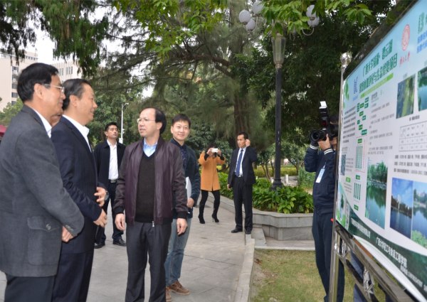 1542155979269444.jpg 广西壮族自治区党委书记彭清华视察博世科项目2-ae109b09-67cc-4f3a-ba91-8f21b56ba4c6.jpg