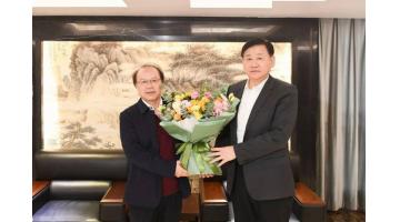 自治区、南宁市各级领导纷纷送来新春的慰问！